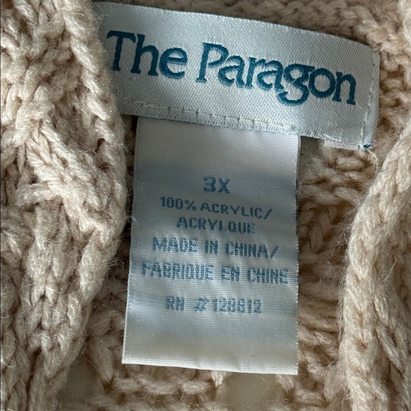 Vintage 90s The paragon Elegant Cream Knit Shawl with fringe tassles size 3X - Picture 8 of 11